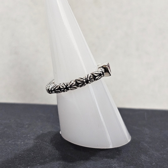 Stephen Dweck Diamonds Rhodolite Garnet Florette Ring - Picture 6 of 14